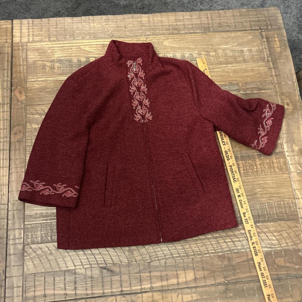 Women's Burgundy Jacket